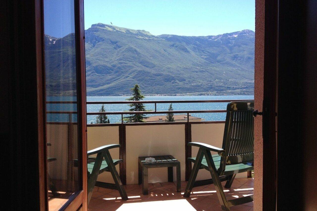 Hotel Astor Limone sul Garda Exterior photo